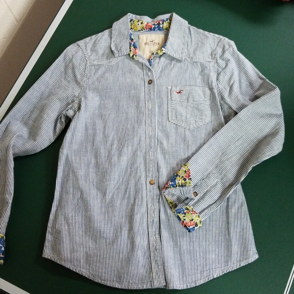 Hollister Button Down - image 2